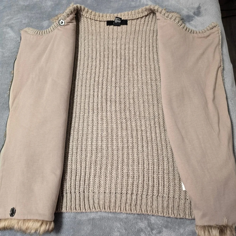 Forever 21 Faux Fur Vest‎ Sweater Back Zipper Closure Brown Women's Medium Fall